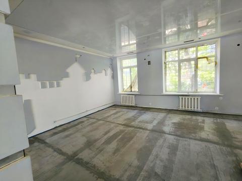 комерційна за адресою Львівська вул., 14