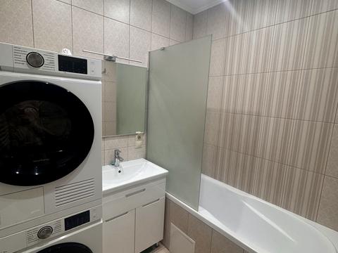 квартира по адресу Олександра Хіри ул., 1