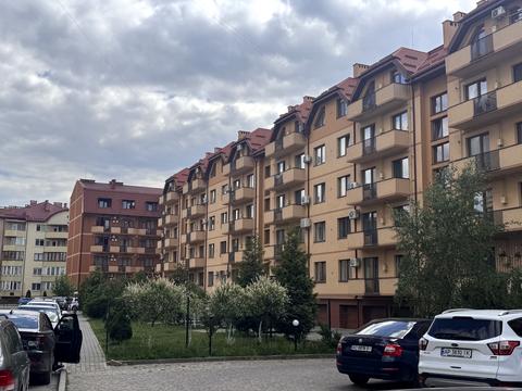квартира по адресу Олександра Хіри ул., 1