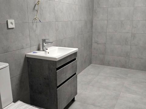 комерційна за адресою Вовчинецька вул., 55