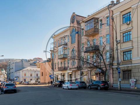 коммерческая по адресу Константиновская ул., 1