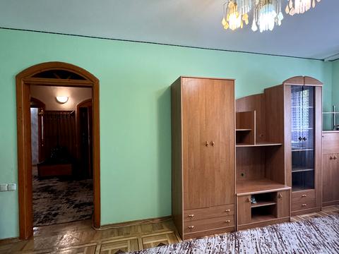 квартира за адресою Анни Ахматової вул., 21