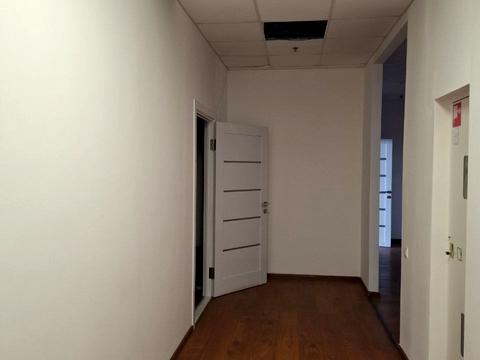 комерційна за адресою Миколи Василенка вул., 5