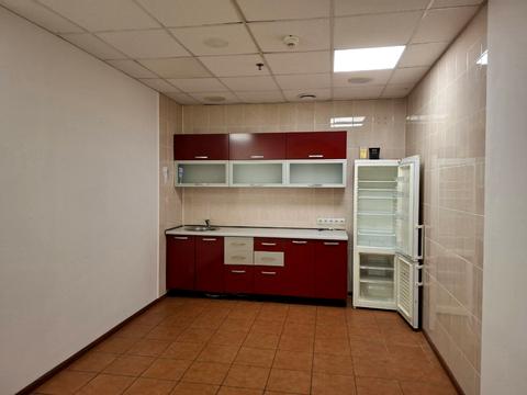 комерційна за адресою Миколи Василенка вул., 5
