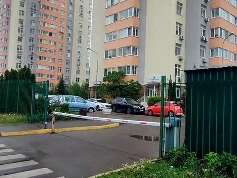 квартира за адресою Любомира Гузара просп. (Космонавта Комарова), 46-Б