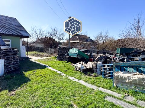 будинок за адресою Молодіжна