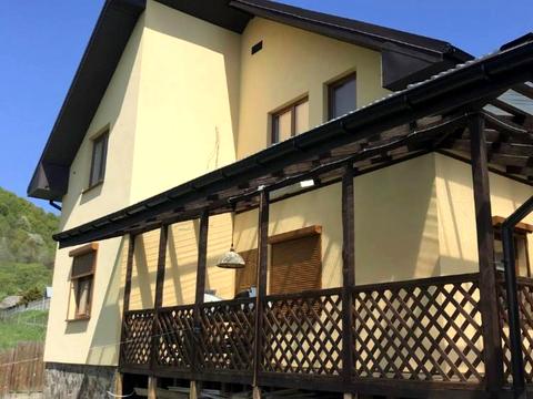 будинок за адресою Зарічна вул.