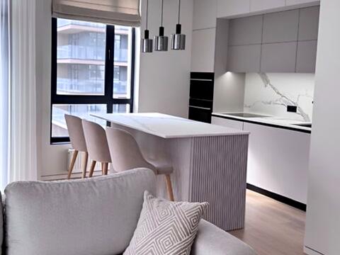 квартира за адресою Салютна вул., 2к9