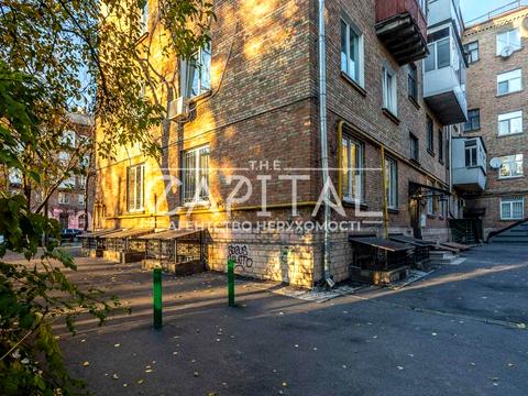 комерційна за адресою Джона Маккейна вул. (Івана Кудрі), 36