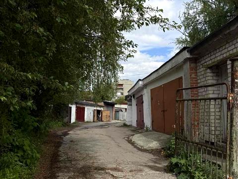 паркоместо по адресу Елены Телиги ул., 22