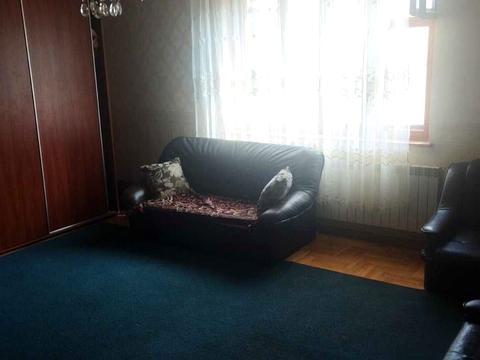 будинок за адресою 4-та Білогорська вул.