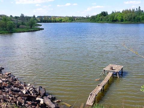 будинок за адресою смт. Вороновиця, Паріївська