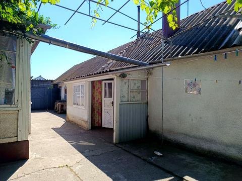 будинок за адресою с. Молодіжне, Виноградна