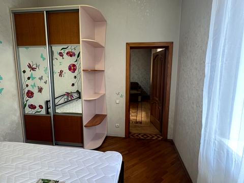будинок за адресою Любарського вул. (Білостоцького)