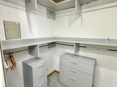 квартира за адресою Зарічна вул., 1-Г