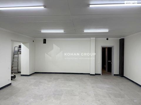 комерційна за адресою Максима Залізняка вул., 1Б