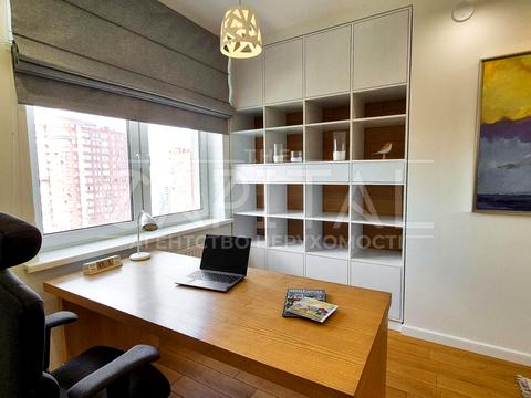 квартира за адресою Драгоманова вул., 40
