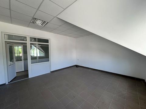 коммерческая по адресу пгт. Вишневец, Шевченка ул., 9в