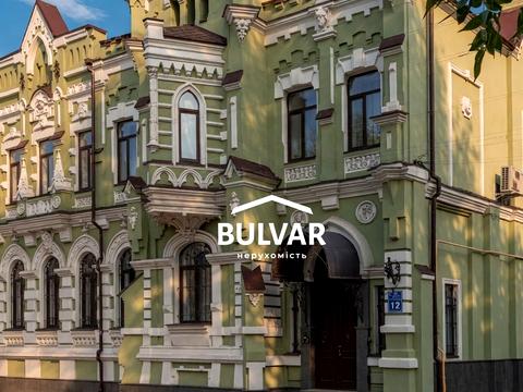 квартира по адресу Фейербаха пл. (Фейєрбаха), 12