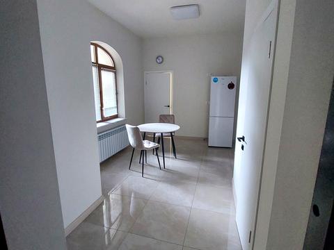комерційна за адресою Онілової пров., 18