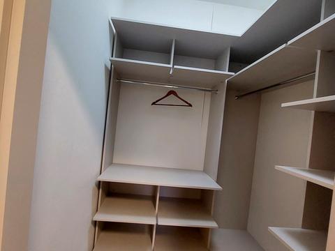 комерційна за адресою Онілової пров., 18