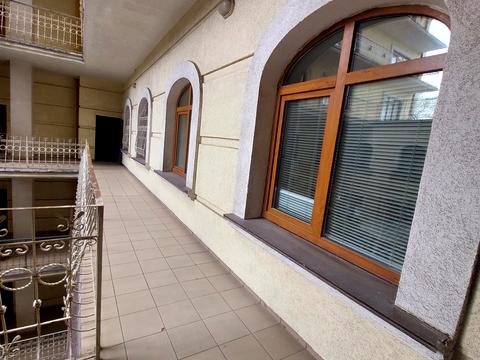 комерційна за адресою Онілової пров., 18