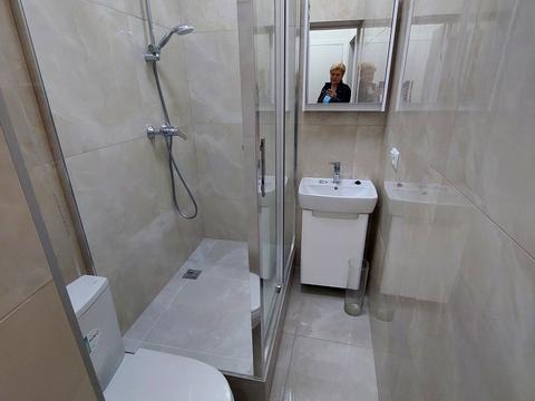 комерційна за адресою Онілової пров., 18