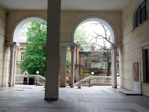 комерційна за адресою Онілової пров., 18