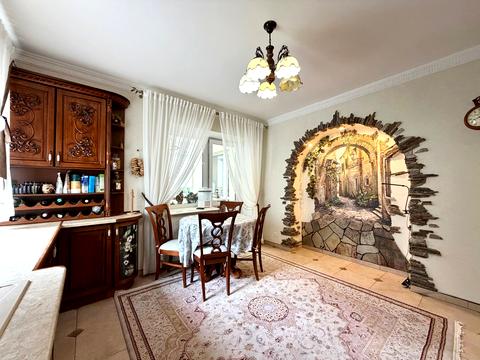 квартира за адресою Наукова вул., 96б