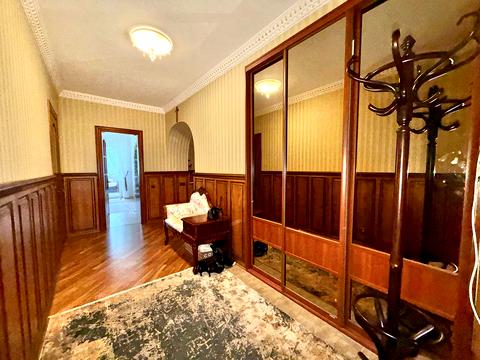 квартира за адресою Наукова вул., 96б