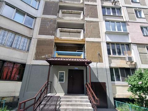 квартира за адресою Анни Ахматової вул., 6