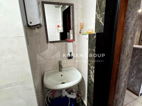 комерційна за адресою Шевченка вул., 81