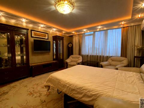 1865263852211598