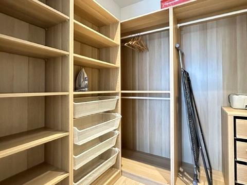 квартира за адресою Левка Лук'яненка вул. (Василя Жуковського), 16, 18, 20, 24