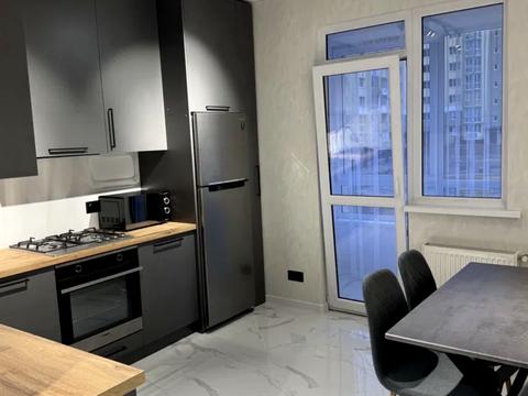 квартира за адресою Роксоляни вул., 43г