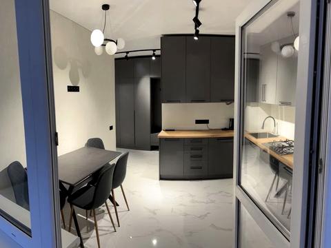 квартира за адресою Роксоляни вул., 43г
