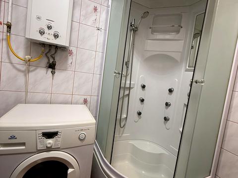 квартира за адресою Степана Бандери вул. (), 28