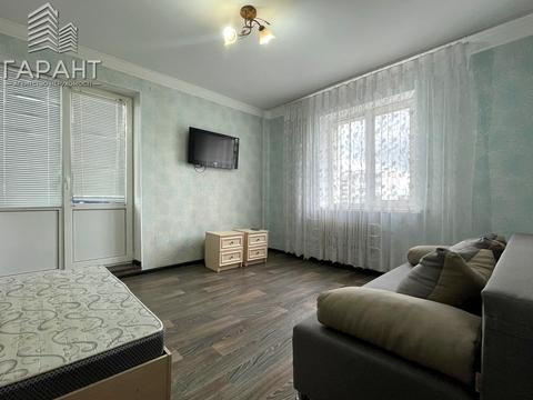 квартира за адресою Михайла Лушпи просп., 22