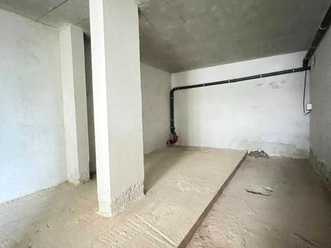 комерційна за адресою Кругла вул., 9-Б