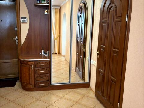 квартира за адресою Князя Володимира Великого просп., 125
