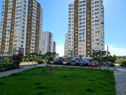 квартира за адресою Павла Чубинського вул., (Корпус «Sunrise»)