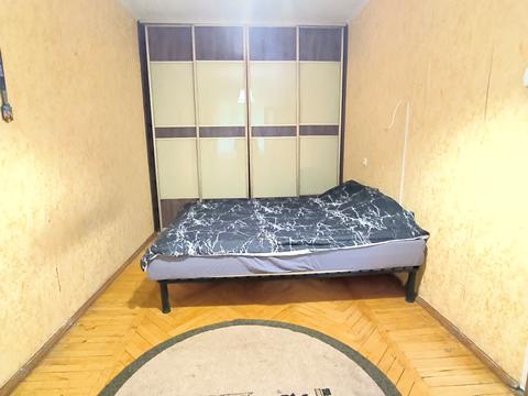 квартира за адресою Космонавтів просп., 19