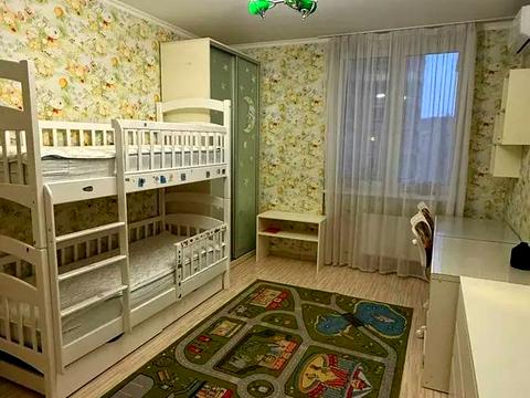 квартира за адресою Київ, Анни Ахматової вул., 30