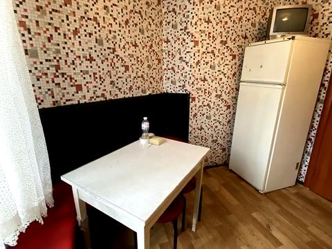 квартира за адресою Київ, Оноре де Бальзака вул., 4