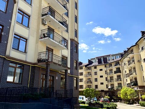 комерційна за адресою Західна вул., 14