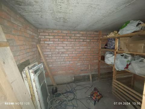 будинок за адресою Вишнева