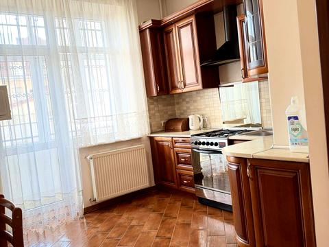 квартира по адресу Коновальца ул. (Энгельса), 3