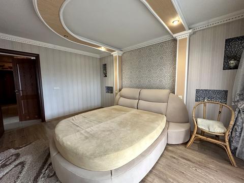 квартира за адресою Тролейбусна вул., 15