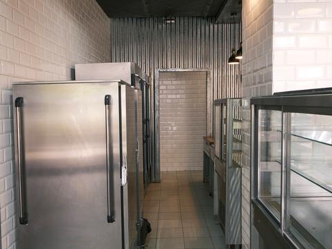 комерційна за адресою ділянка Вишні вул., 300