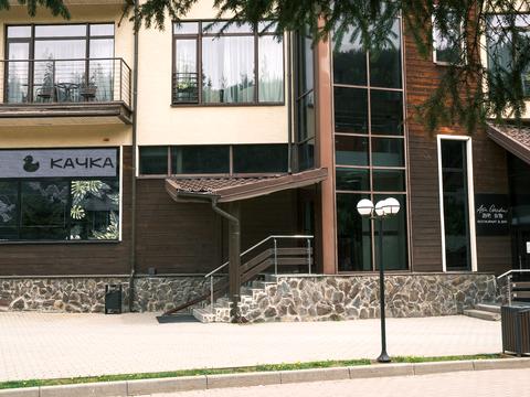 комерційна за адресою урочище Вишні вул., 8